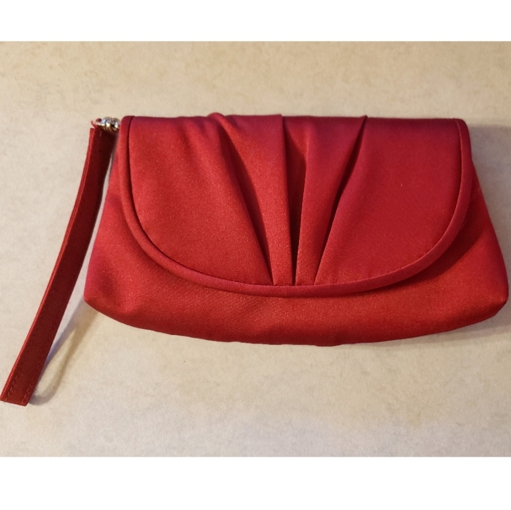 Wrislet purse